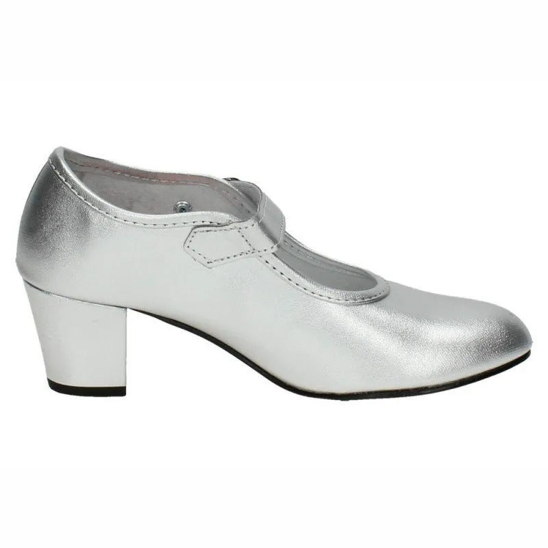 22 ZAPATOS DE SEVILLANA color PLATA