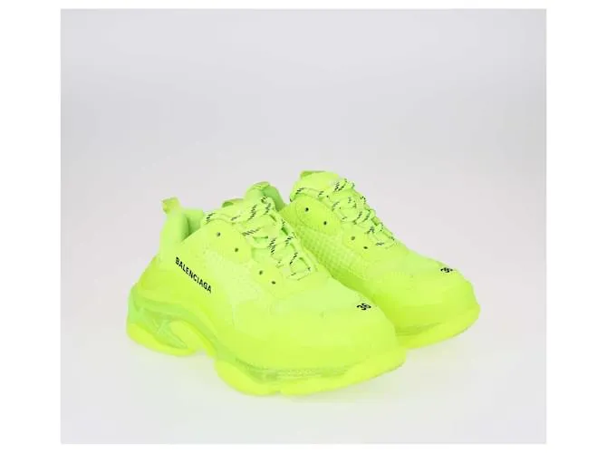 Balenciaga Zapatillas bajas Triple S en amarillo fluo 