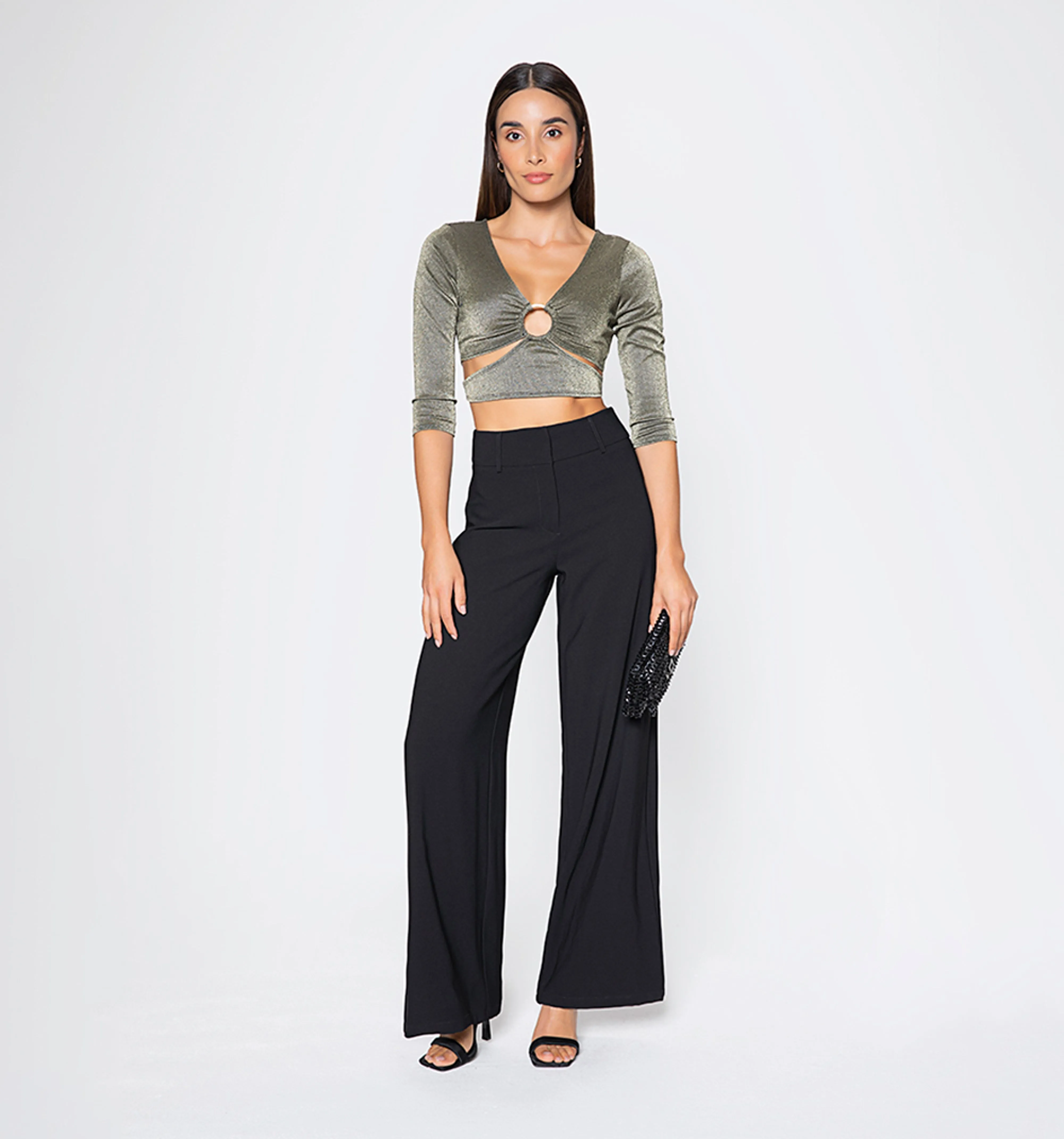 Blusa manga larga con aro en el centro y