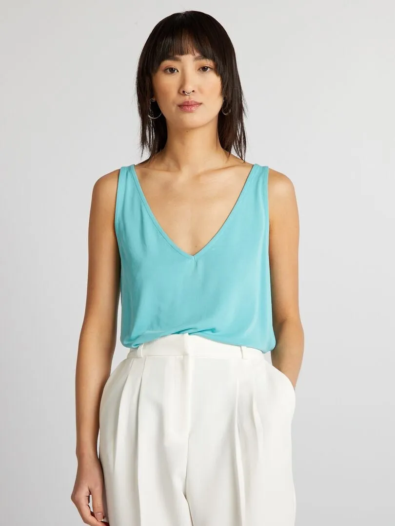 CAMISETA DE CANALé CON CUELLO PRONUNCIADO  AZUL