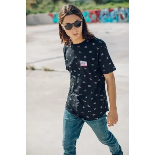 CAMISETA HYDROPONIC NIñO DIVERTIDA MANGA CORTA TSHIRT PINK HEAD BLACK REF. 21019Y01 PANTERA ROSA NEGRA