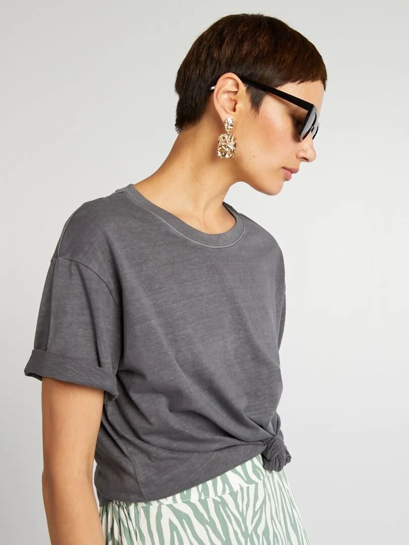 CAMISETA OVERSIZE DESCOLORIDA  NEGRO