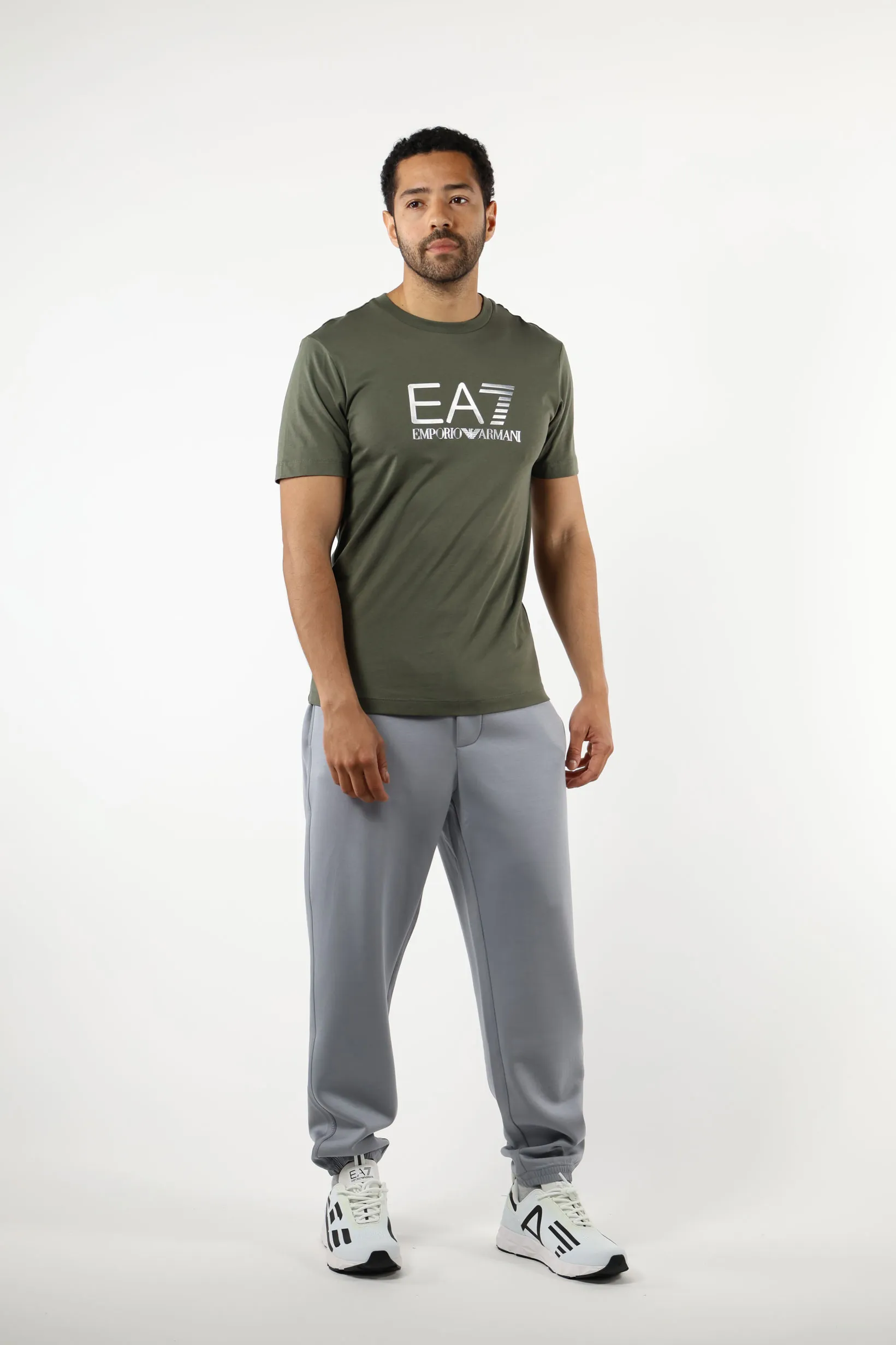 Camiseta verde con maxilogo 