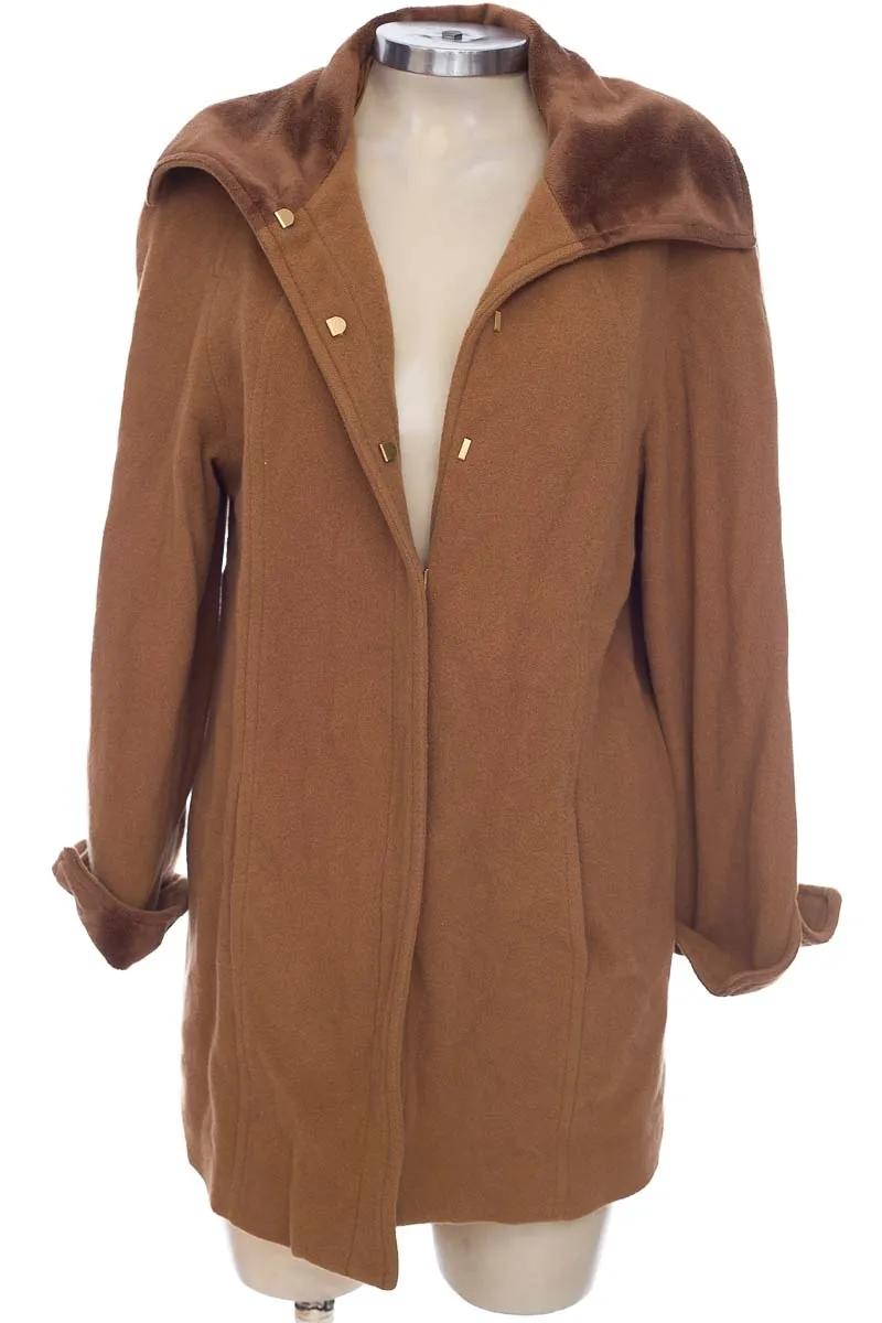 CHAQUETA / ABRIGO COLOR CAFé  JUSHI