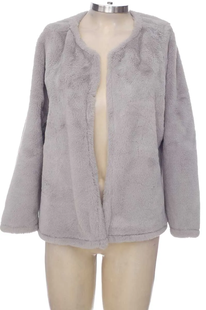 CHAQUETA / ABRIGO COLOR GRIS  PLICA