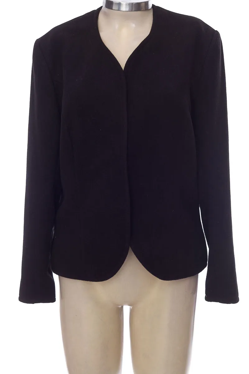 CHAQUETA / ABRIGO COLOR NEGRO  ZUT 
