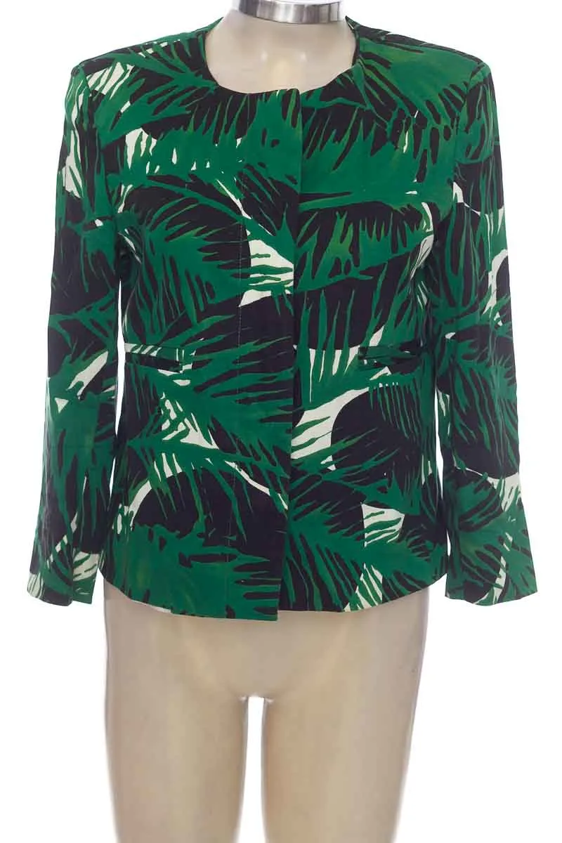 CHAQUETA / ABRIGO COLOR VERDE  ZARA