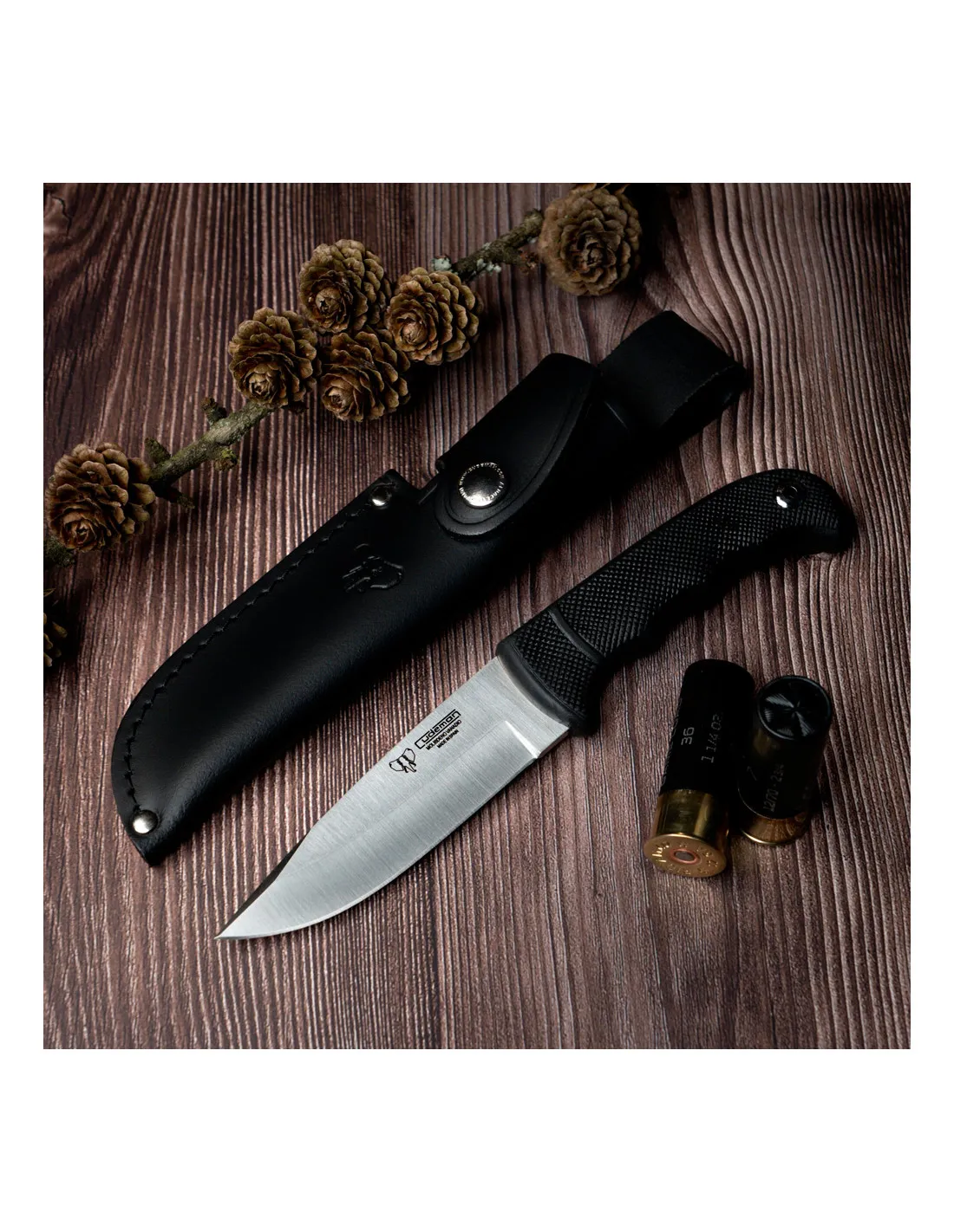 Cuchillo caza caucho negro de Cudeman