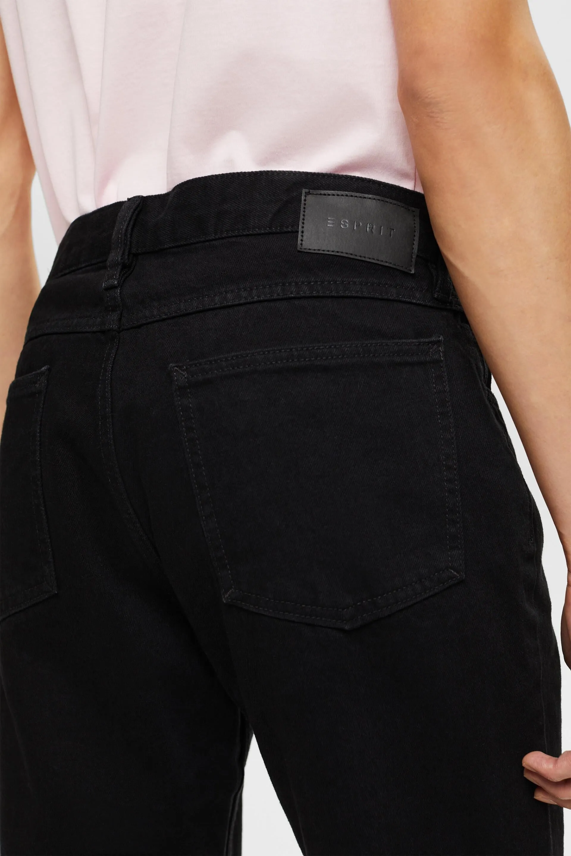 Jeans straight leg de algodón sostenible