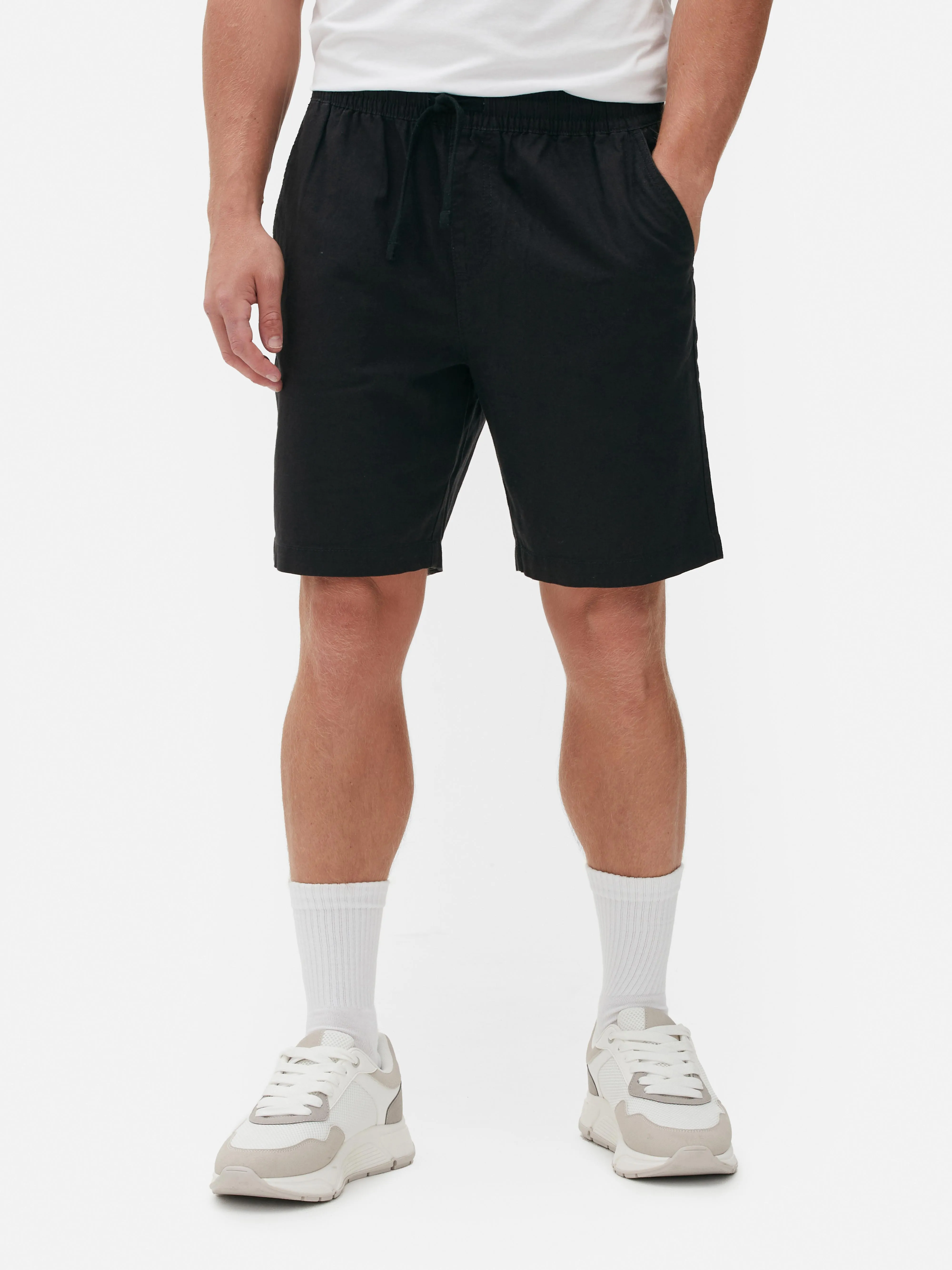 Pantalones cortos de lino con cordón de ajuste