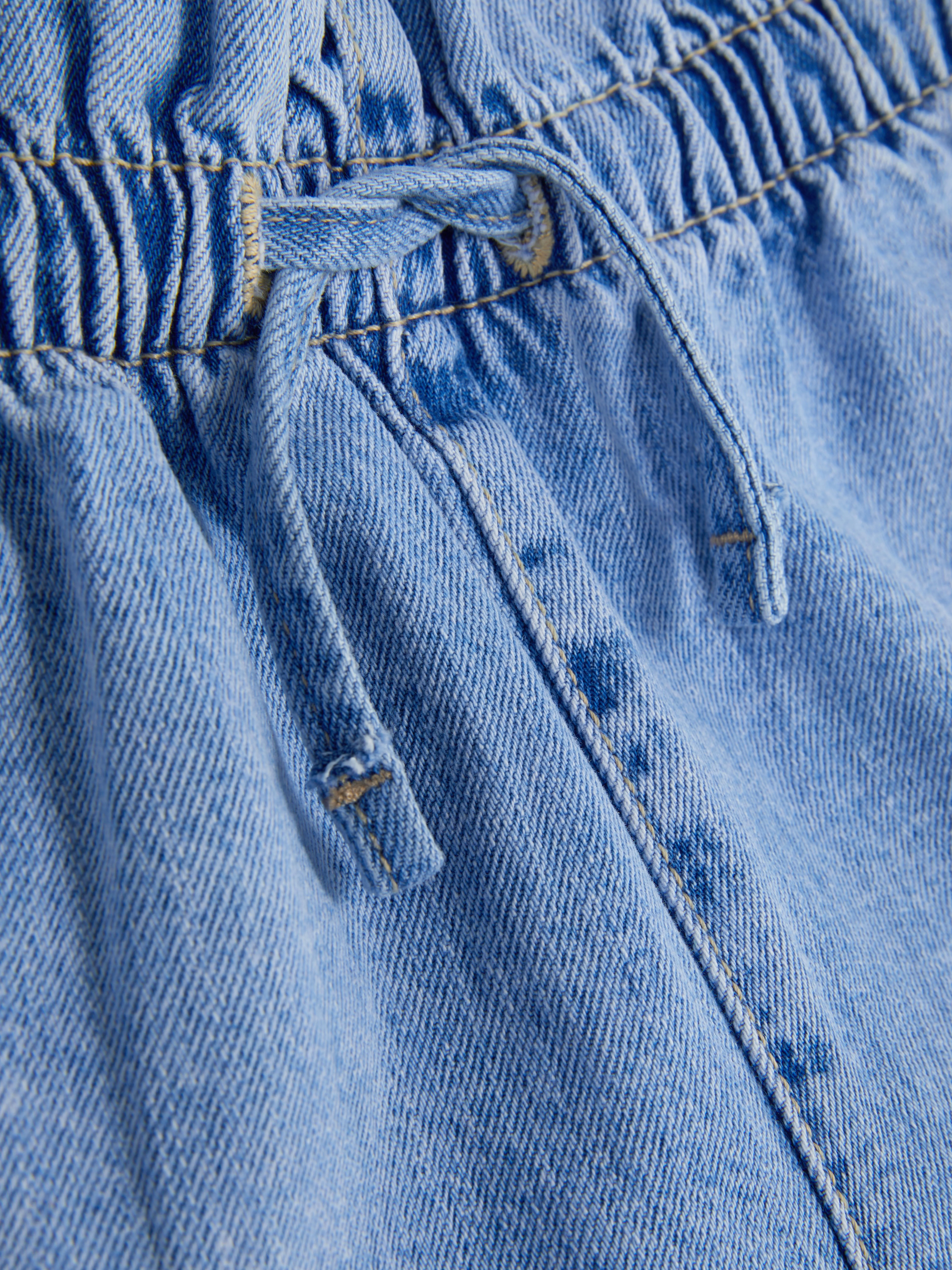 Pantalones cortos vaqueros con cordón de ajuste