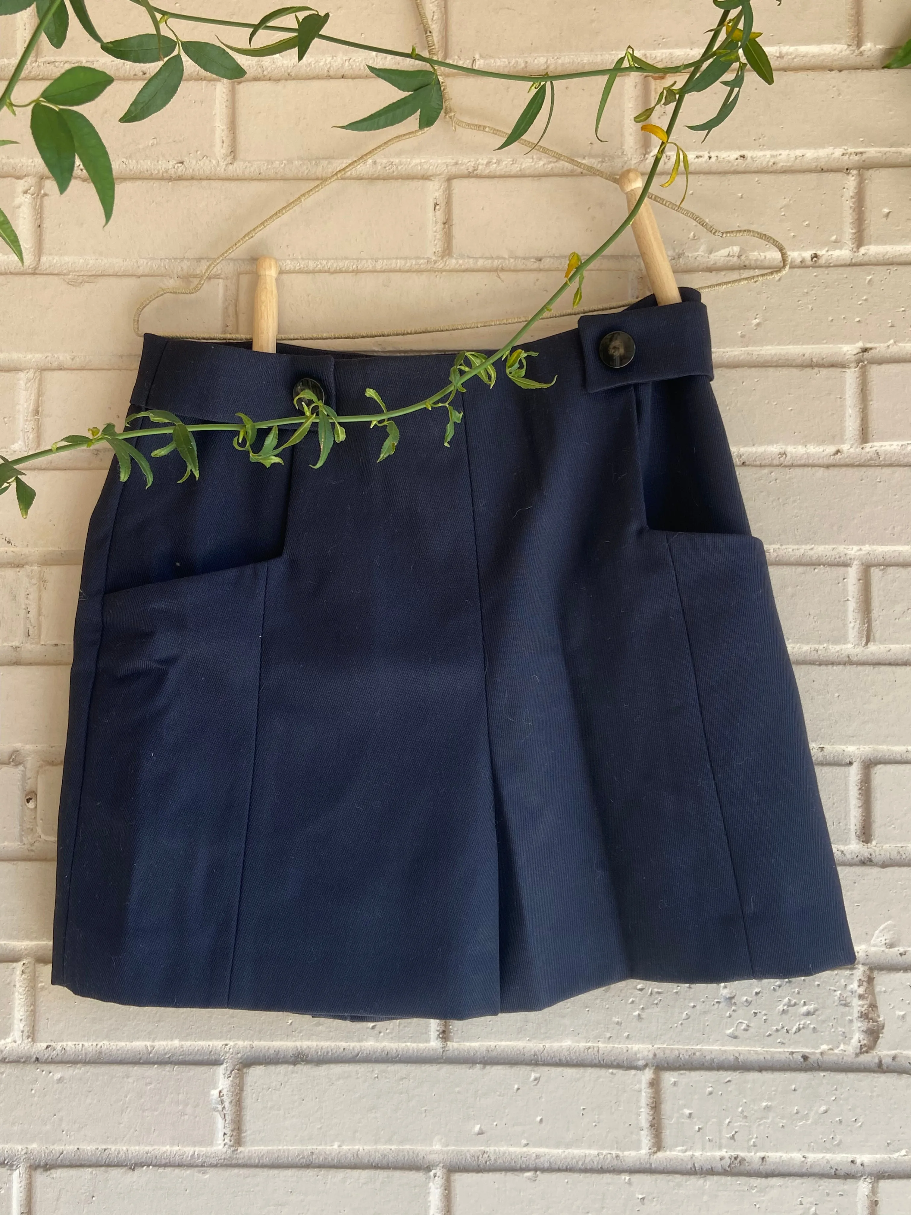 Pantalón corto azul T.36