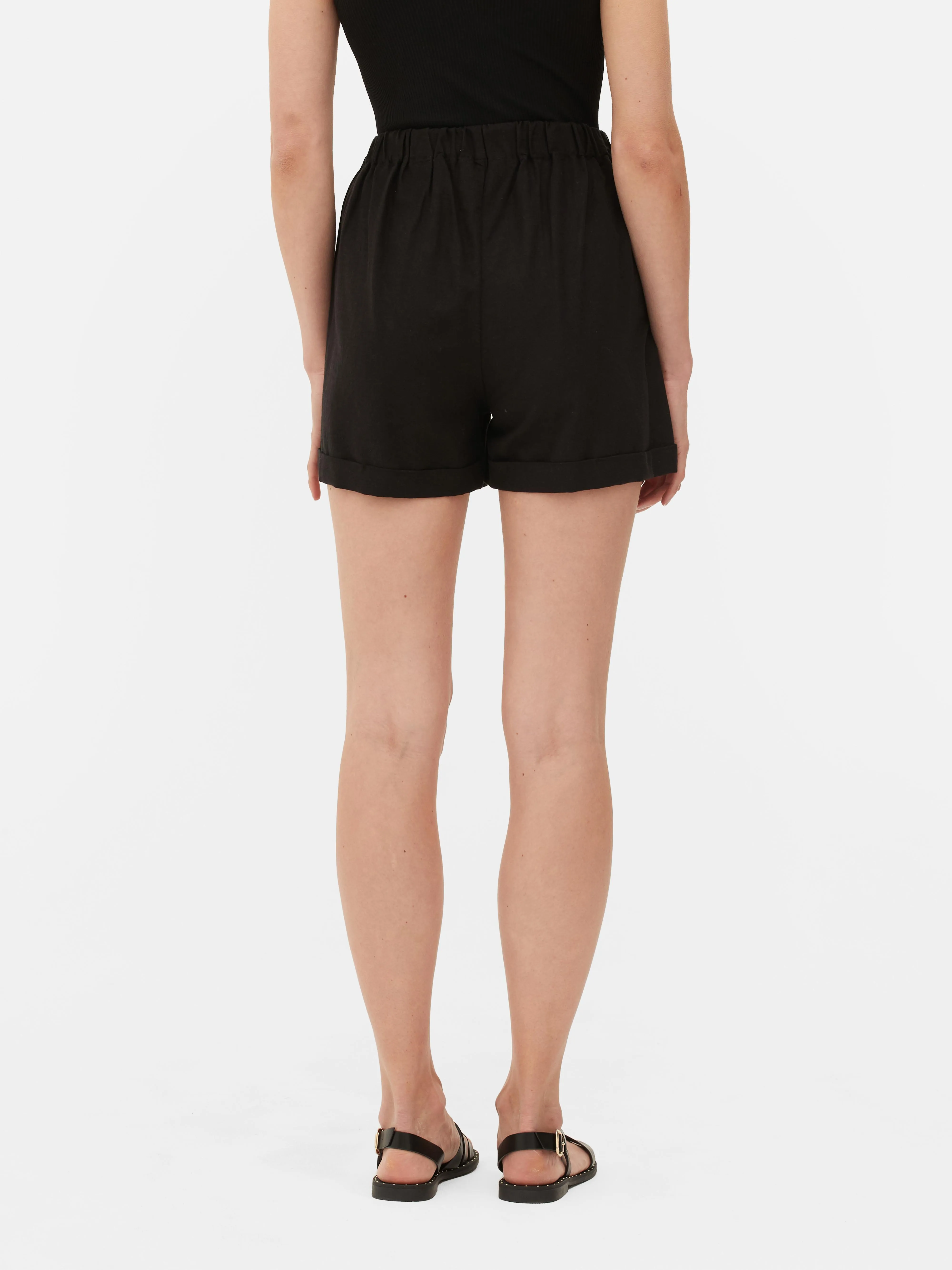 Pantalón corto de mezcla de lino con lazada