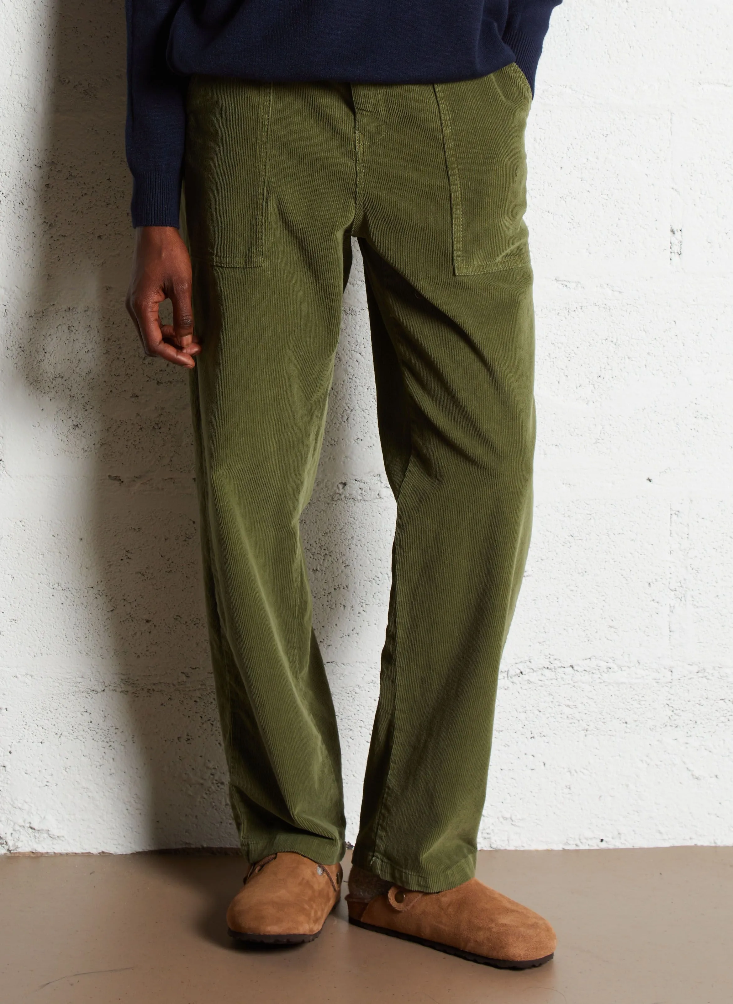 Pantalón de pana ancho en blanco