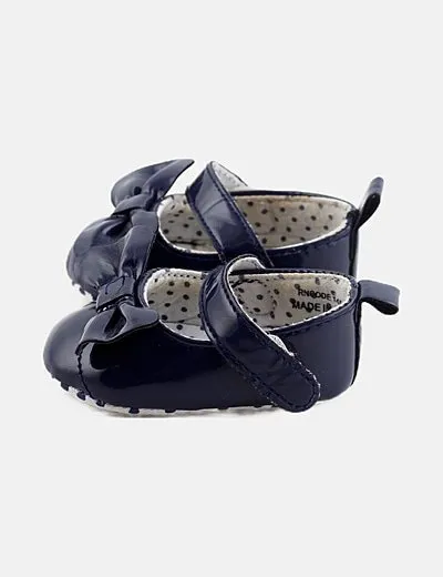Primark Zapato azul marino charol