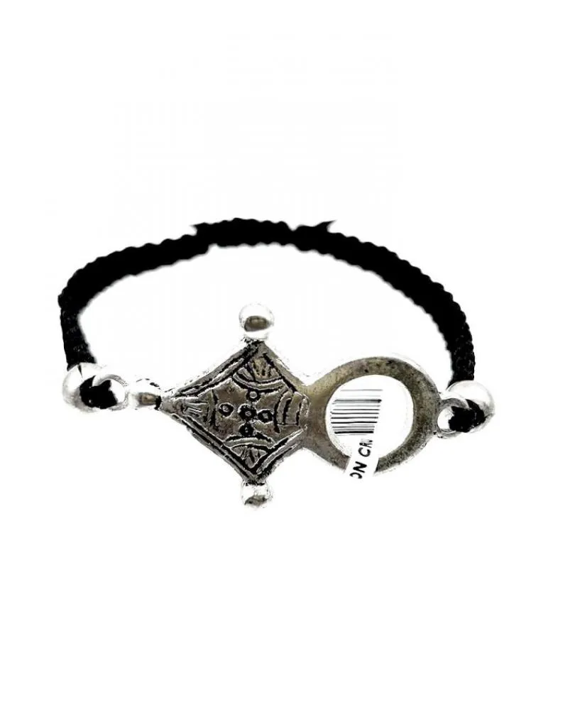 PULSERAS NEGRAS DE MACRAME CON CRUZ TUAREG PLATEADA