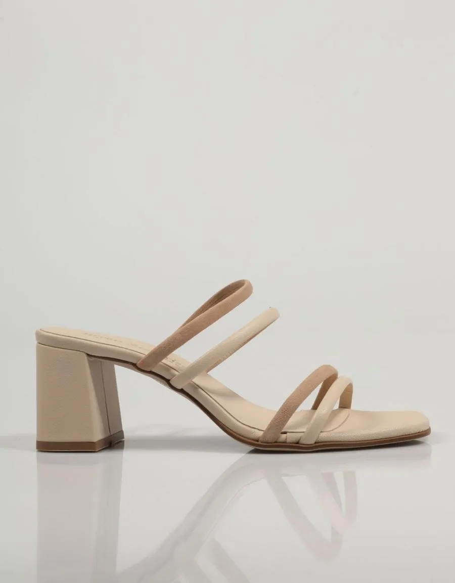  sandalias BRYAN 1020 en Beige 82727