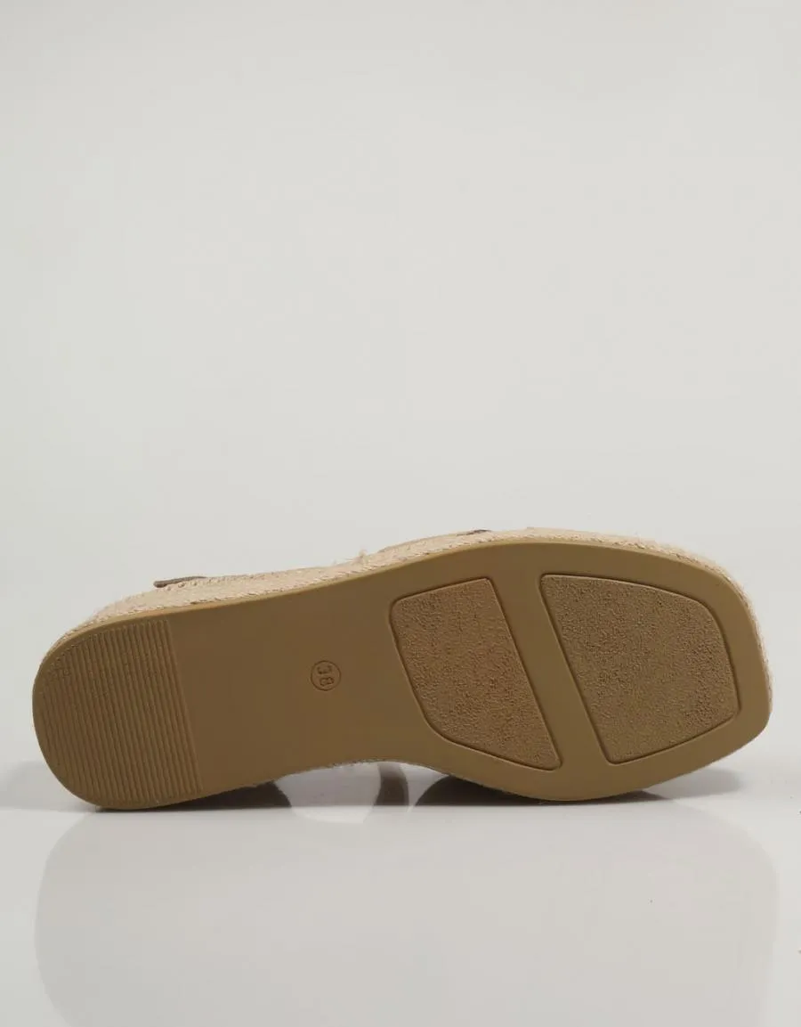  sandalias CHIKA10 New en Beige 82651