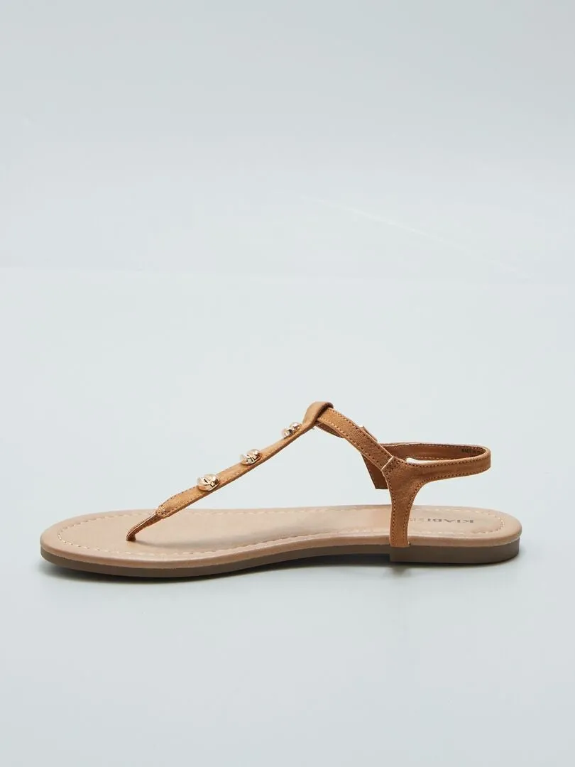 SANDALIAS CON CONCHAS  MARRON