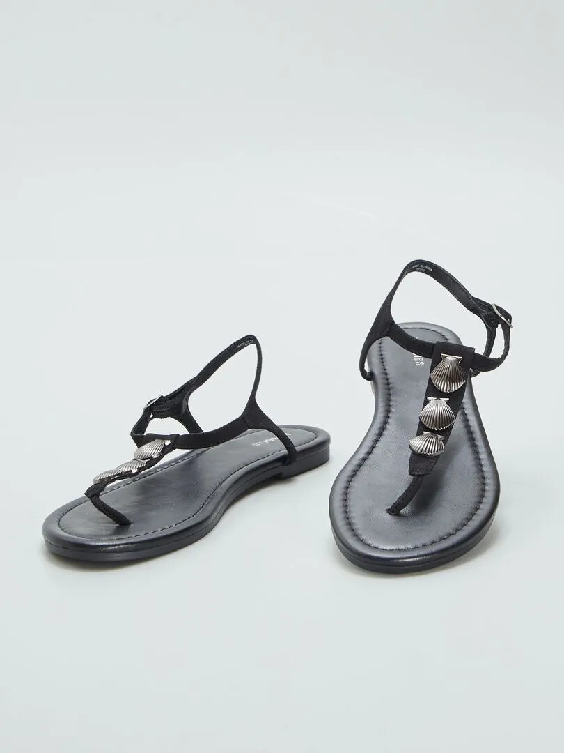 SANDALIAS CON CONCHAS  NEGRO