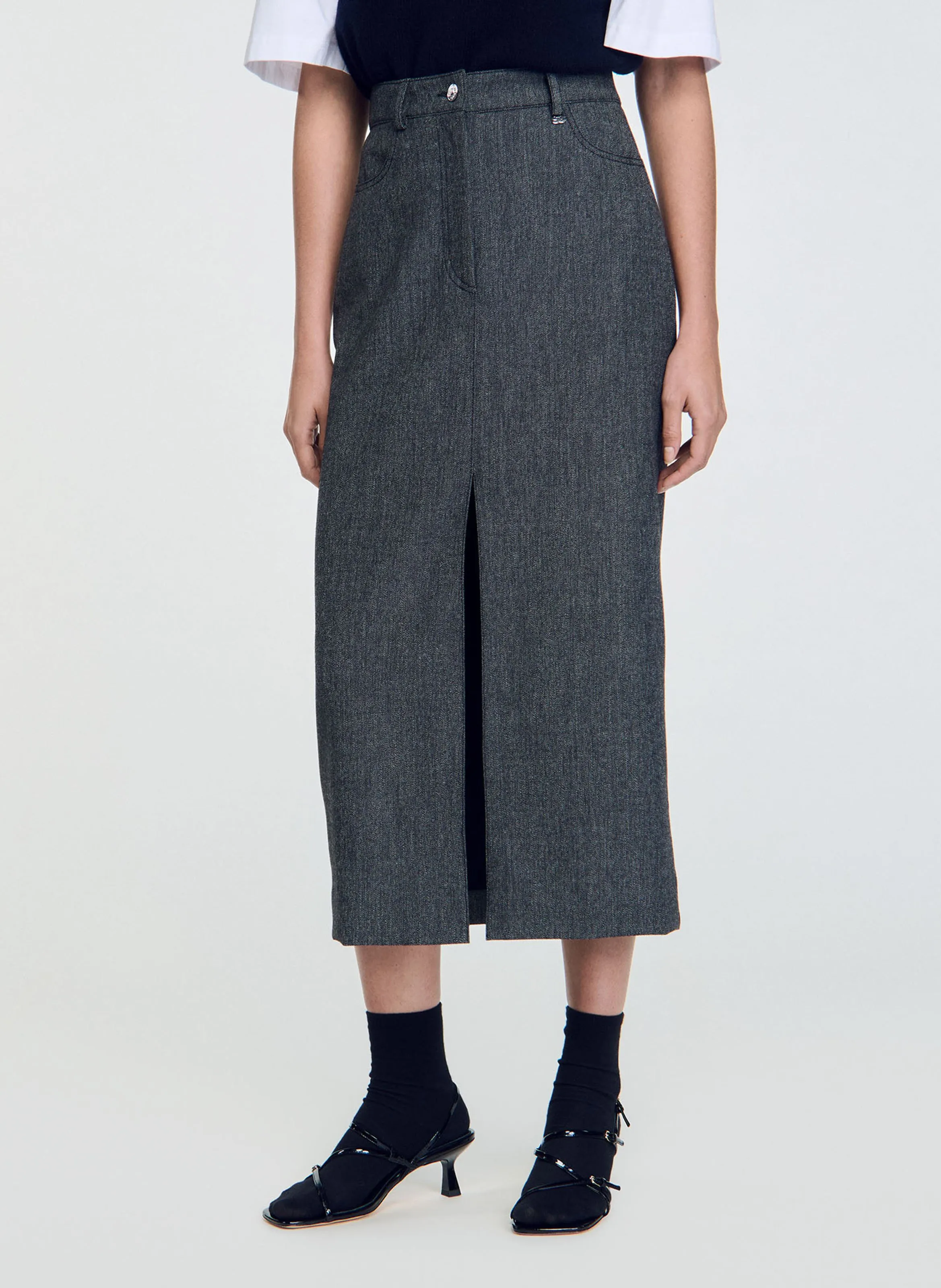 SANDRO Falda midi con abertura en gris