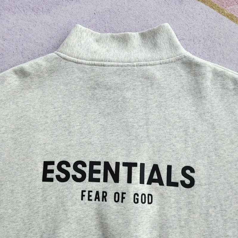 Sudadera Essentials