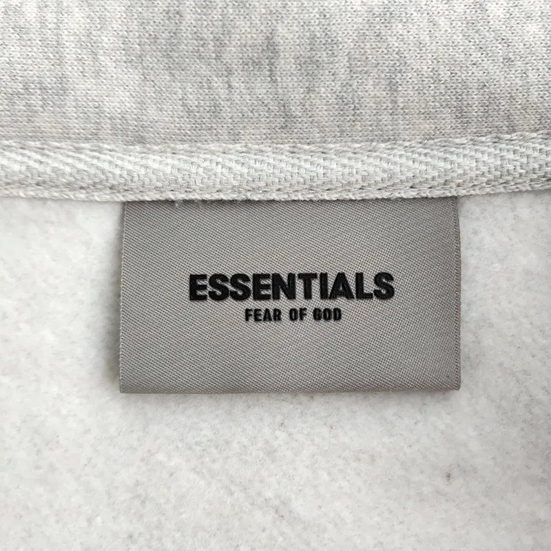Sudadera Essentials