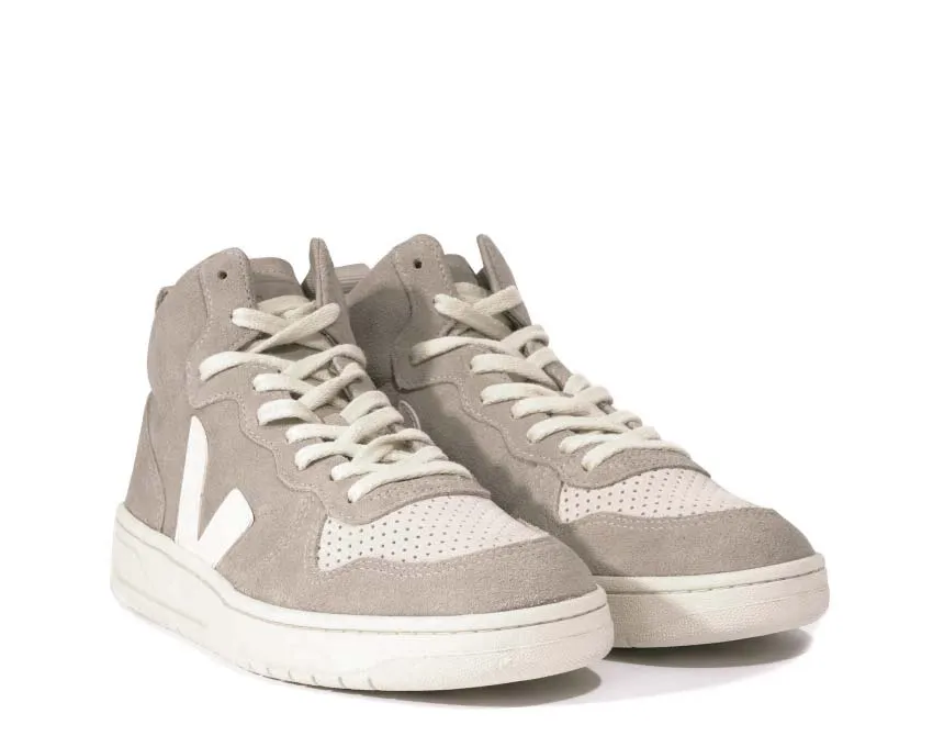 VEJA V15 SUEDE
