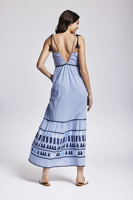 Vestido azul bordado Valeria