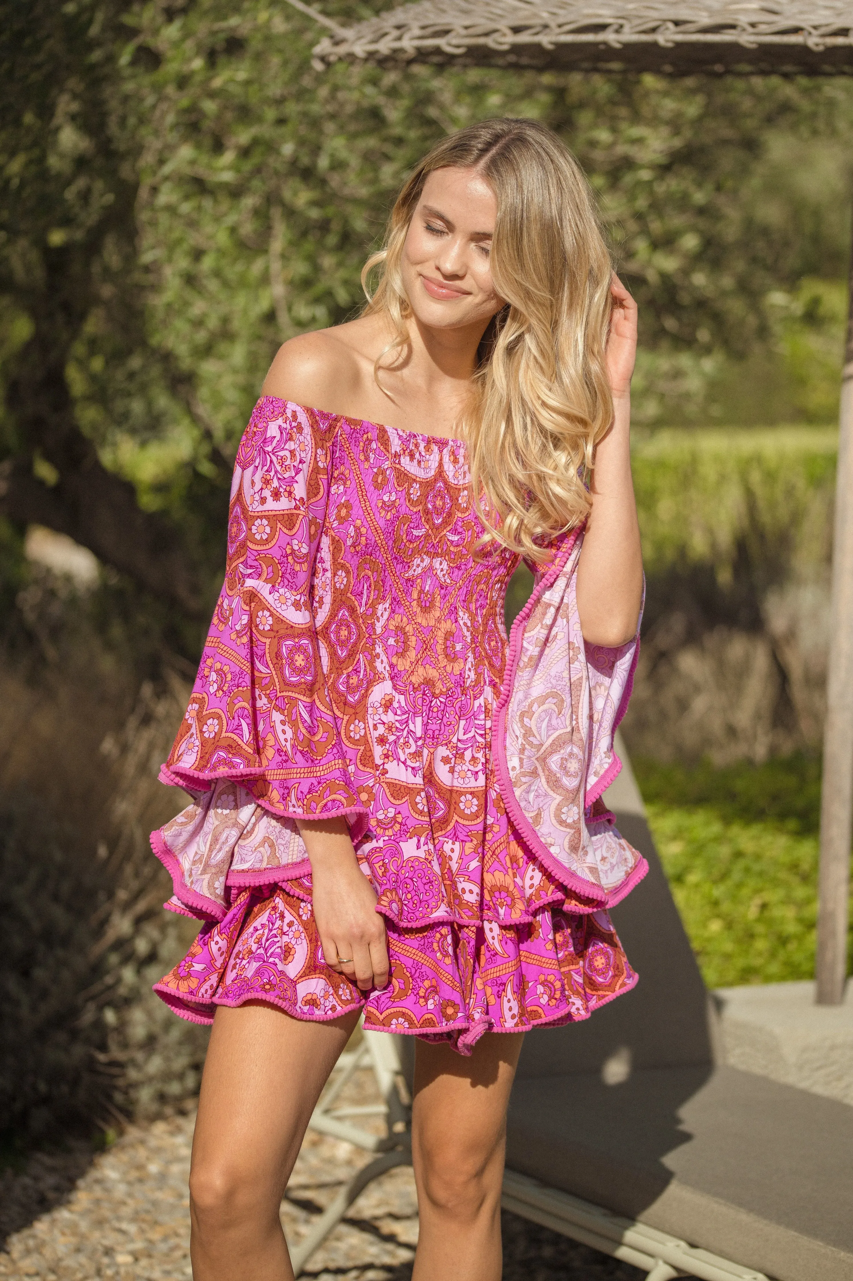 Vestido corto cosmic primrose