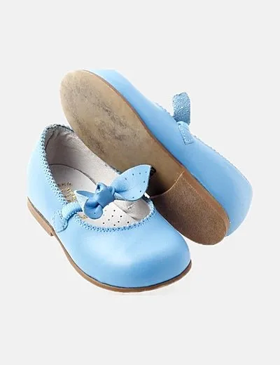Villena Zapato azul con lazo