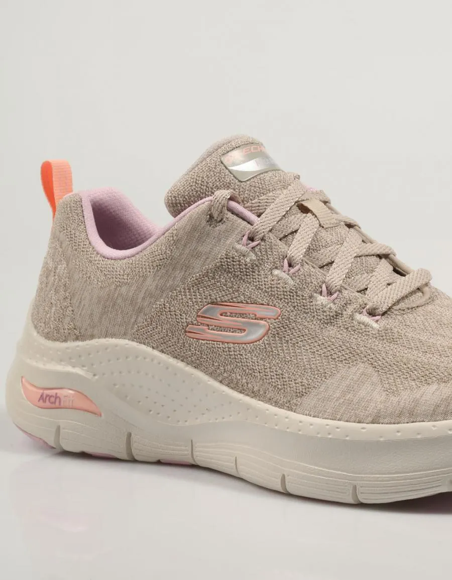  zapatillas SKECHERS Arch Fit en Beige 83188