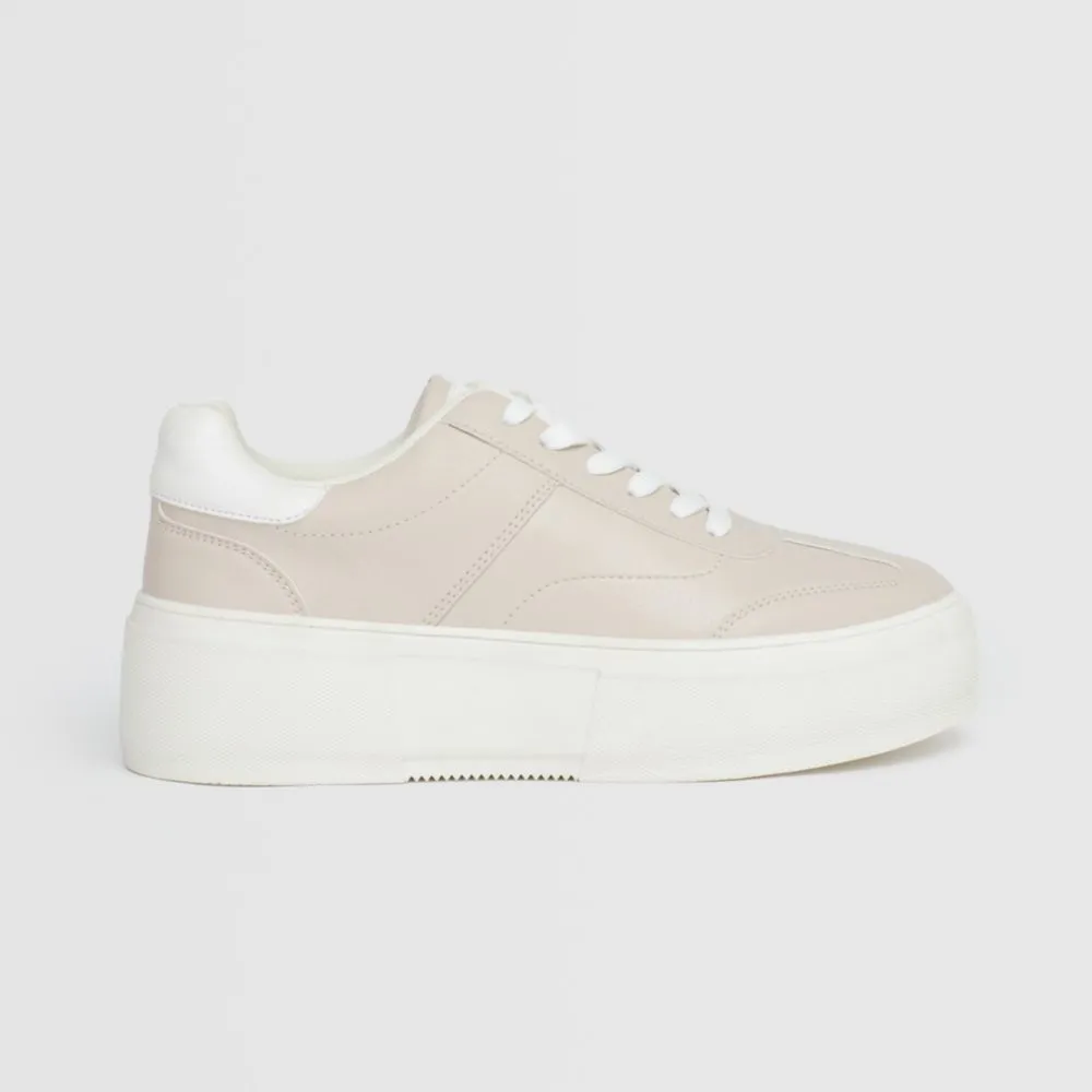 Zapatillas Urbanas Para Mujer Malabar Plattoe Beige